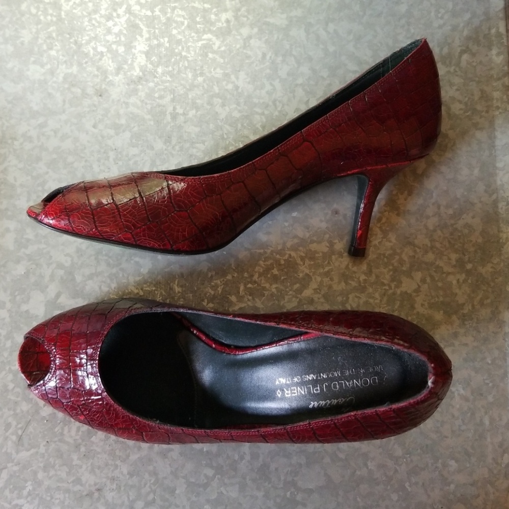 Donald J Pliner Couture Red Croc Embossed Heels